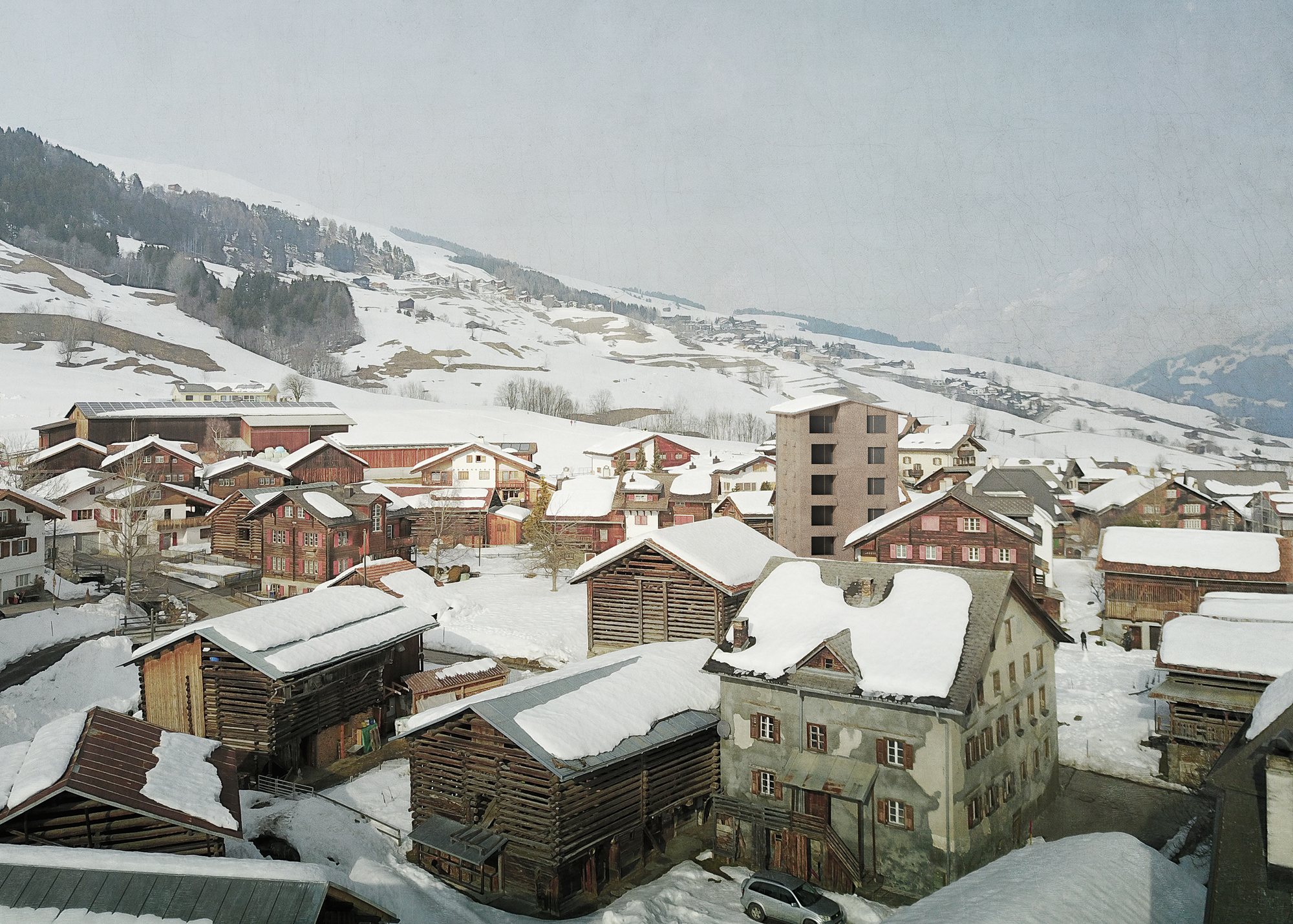 Tour da Leen: Ansicht des Turms im verschneiten Dorf